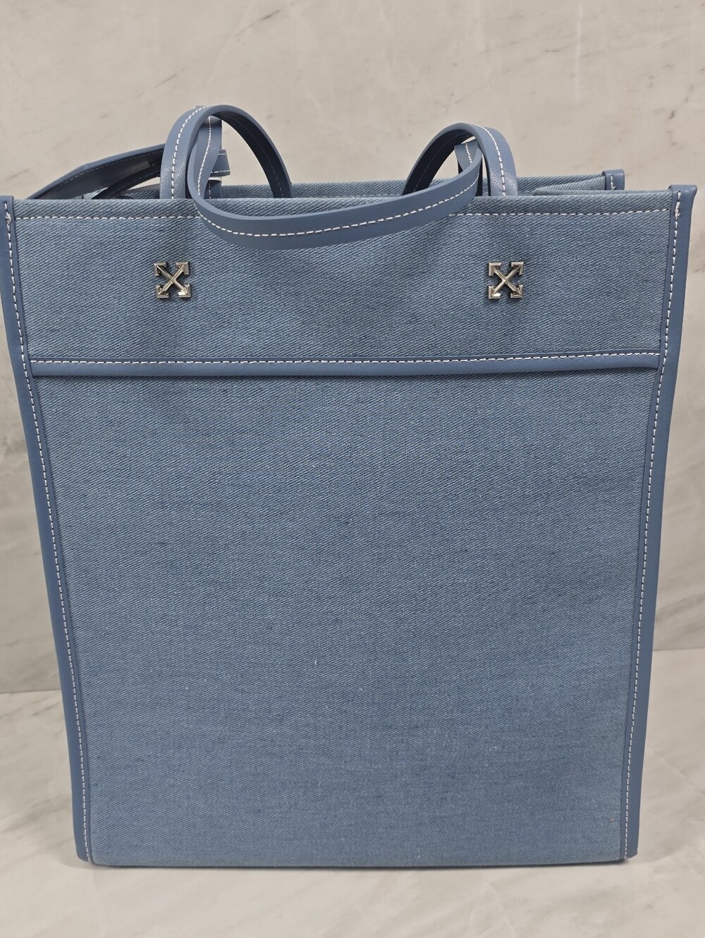 Off-White Light Blue Arrow Canvas Messenger Tote - Picture 6 of 9